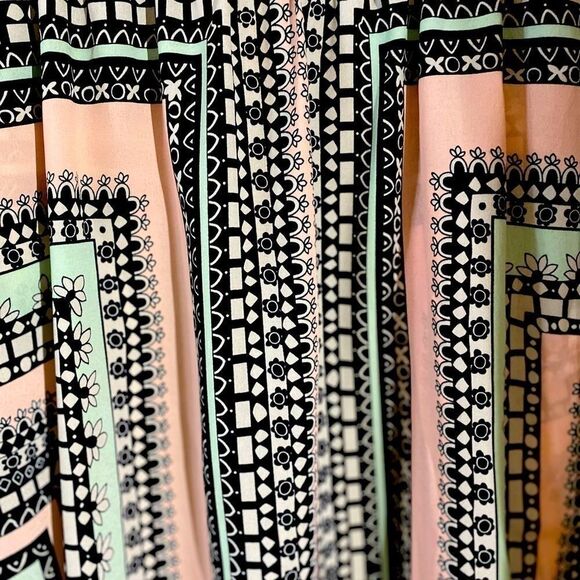 Glam Geometric Tunic Blouse Polyester Large - Picture 7 of 8